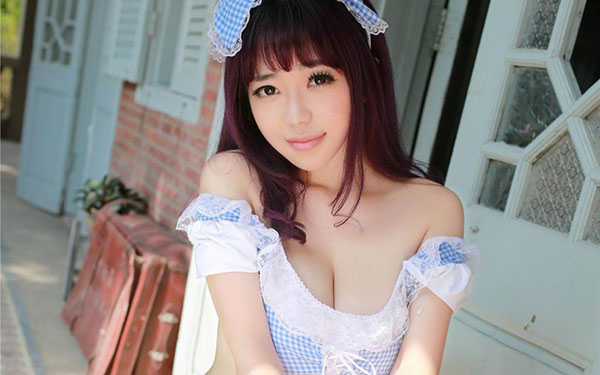 年轻漂亮的护士 3