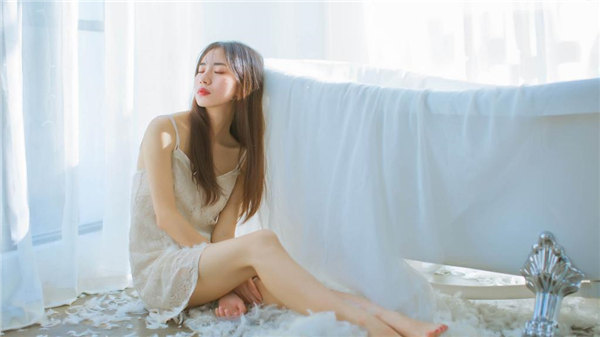 樱花草社区WWW视频在线观看高清
