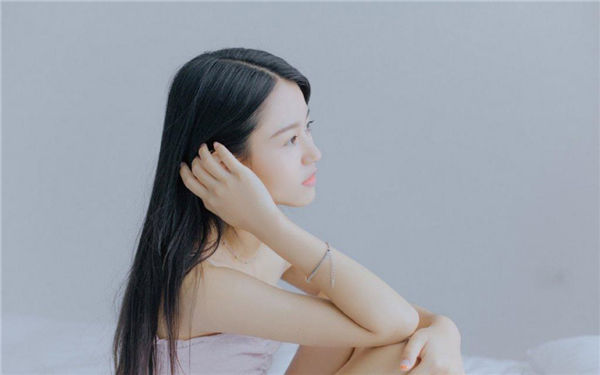 年轻女教师2在线观看