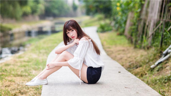 一个人www视频免费看