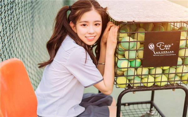 漂亮的女教师2中字在线