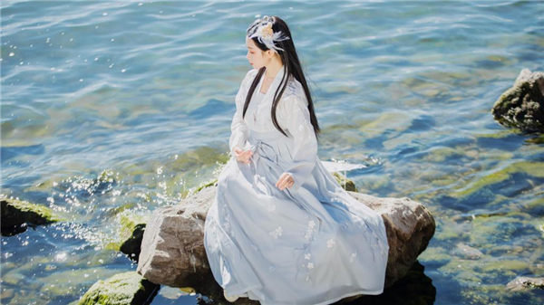 yellow日本动漫免费动漫BD