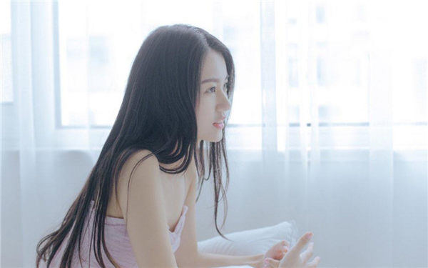 年轻漂亮女教师5在线观看