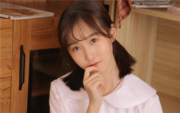 漂亮的女教师3中字在线