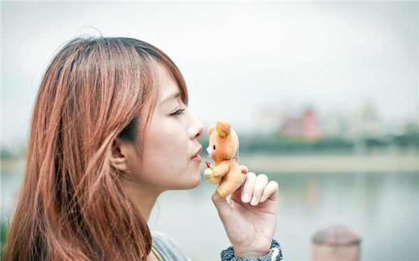 一个人免费观看在线高清中文