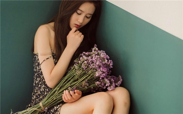 年轻女教师BD高清在线播放