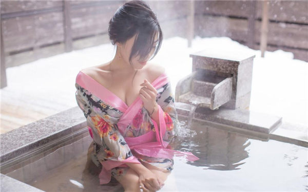 樱花草免费视频在线观看
