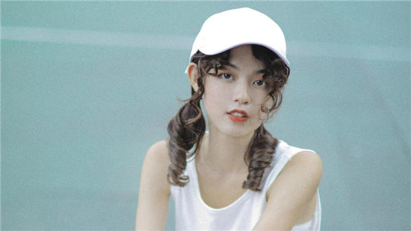 漂亮的女教师4中字在线观看