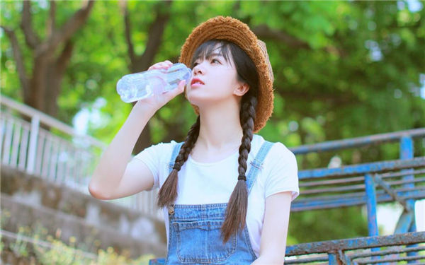 凌晨三点看的片www视频动漫版
