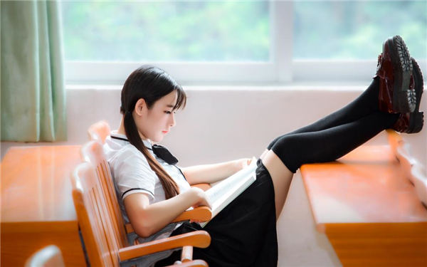 漂亮的保姆5在线观看