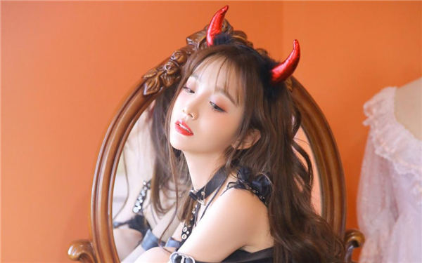 年轻漂亮女教师5在线观看