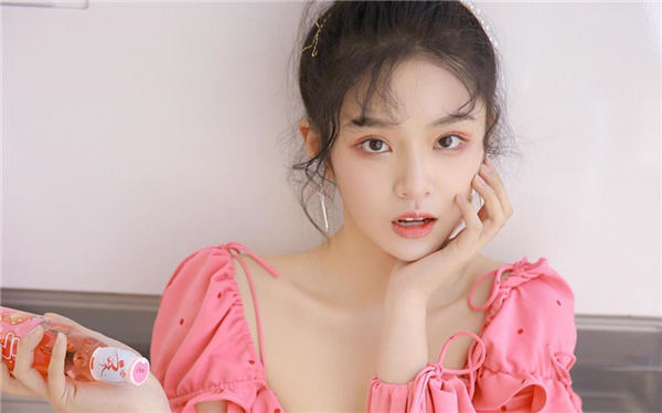 漂亮的女教师4中字在线观看