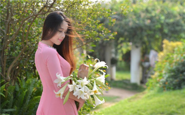 私人漂亮的女教师HD高清