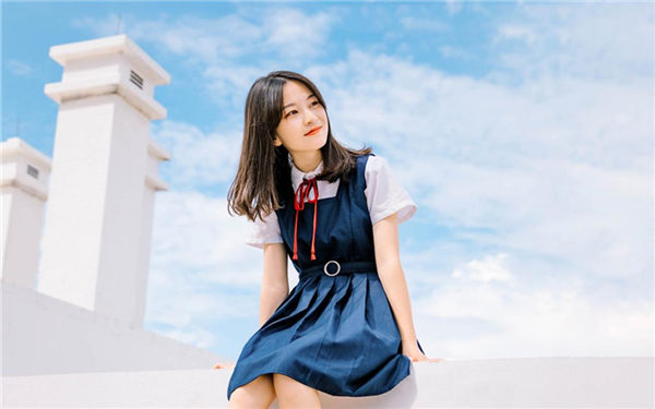 诱人的老师HD韩国电影