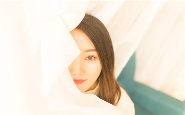 年轻女教师2在线观看