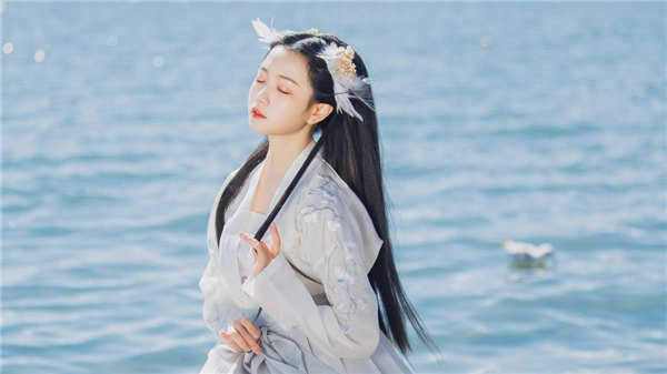漂亮的保姆3韩国电影